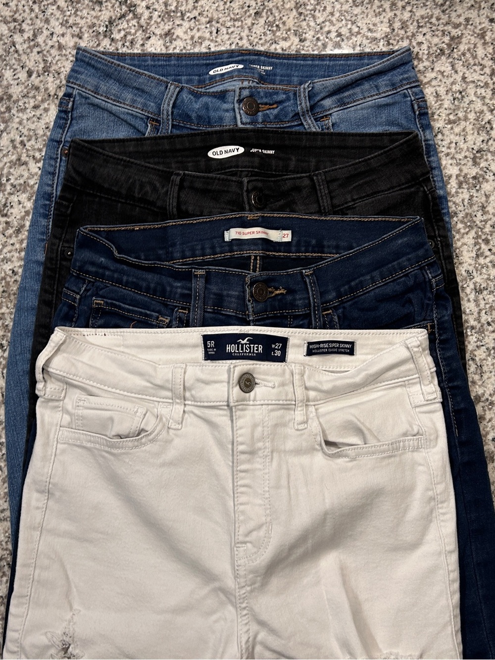 4 Piece Skinny Jeans Bundle - Old Navy, Hollister and Levi’s